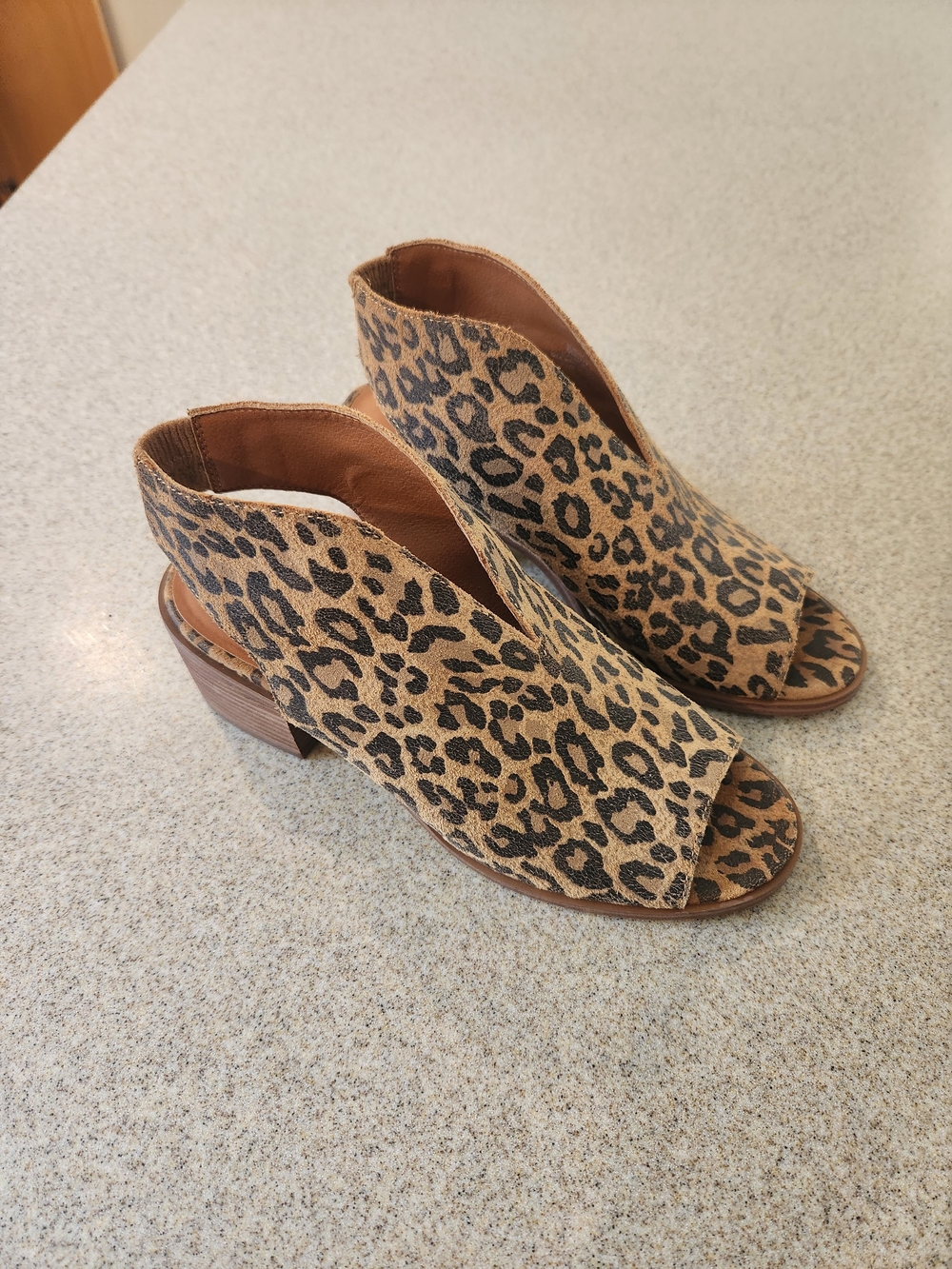 Lucky Brand Leopard Print Peep-Toe Block Heel Sandals - Tan/Black